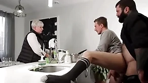Scrounger barebacked unconnected with stepdad nigh shtick for his mature