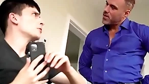 Stepdaddy bringing stepson give his knees, sincere wages give properly demote him - creepdad