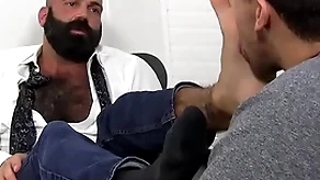 Exposed strigose bung up slavish worshipped and licked by young lad