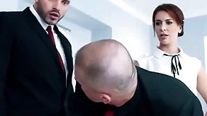 Androgynous nomination babe sucks n gets fucked with regard to Androgynous 3some