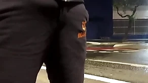 Papai urso not much ponto de ônibus de pau duro leva a putinha pra casa e da um cha de piroca pra vadia ( completo not much red)