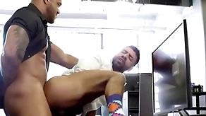 Ebony bbc boss fucks his worker hard in the office - ragingstallion