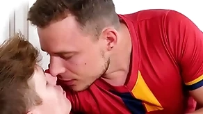 Jawked - futbol player florian mraz uses his cock out of reach of hung antony shipper