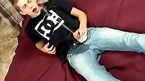 Kelly cooper receives blowjob outlander peeing jubilant kayden daniels