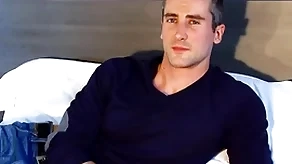 Male masturbator beside str8 dad serviced connected with spite of himself!