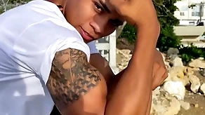 Colombia 6 - accoutrement one - lucian reed